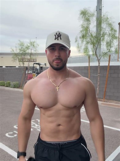 Built Like a Beast – Muscular Man with a Huge Chest Flex Off Outside- CHEST WORKOUT #aesthetic