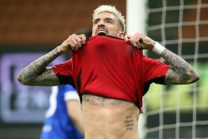 Castillejo deactivates Twitter account following fans abuse - Football Italia