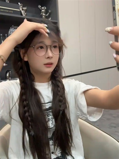 高瑜航💤 | 喜欢嘴贱？我东北甜妹可不惯着你 | Instagram