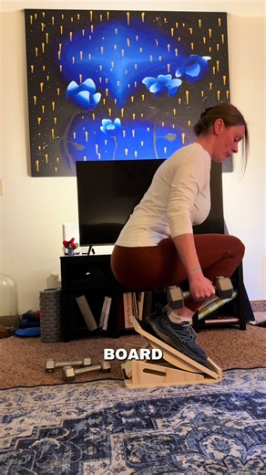 Cake Era: Transform Your Glutes with Balance Board Squats