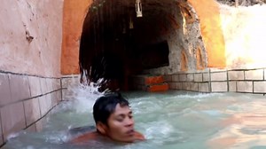 Alone with Bare Hands – Digging a Hill into an Underground Pool with Waterfall