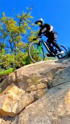 Why Do Bikes Stay Balanced When Moving Fast?