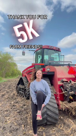 carlie (@carlie.kannegiesser)’s videos with Bounce When She Walk By Ohboyprince - Uniquemusick