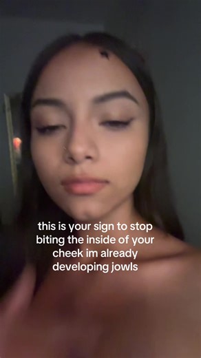 jahtziry2.0 (@jahtziry2.0)’s video of jowls