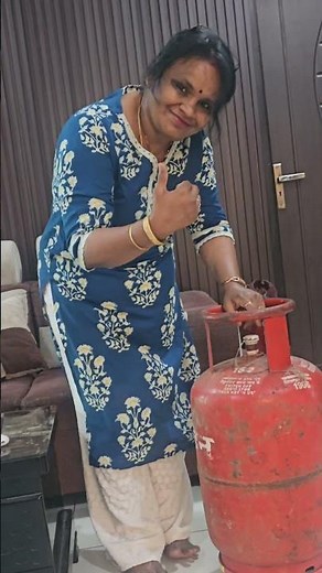 How to remove gas cylinder cap easily