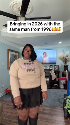 lovingmylife91 (@lovingmylife91)’s video of old couples in love