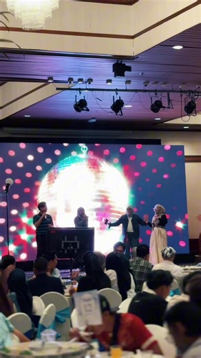 ✨ LABUAN SHIPYARD & ENGINEERING SDN BHD Annual Dinner 2026 — Retro Night 🪩 📅 17 Jan 2026 📍 Grand Ballroom, Palm Beach Resort & Spa Labuan New year, new horizon — a celebration of unity and achievement Thank you for supporting us 😃 ! #pbrslabuan #palmbeachresortspalabuan #tmlabuan #labuanft #labuanisland