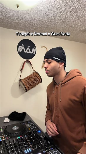 Exploring Afrobeats with Burna Boy and R2BEES