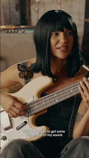 Get a closer look at the new Limited Edition Laura Lee Jazz Bass
