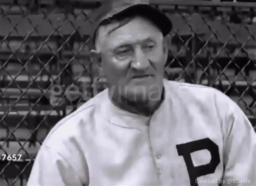 Amazing footage of Pittsburgh #Pirates coach Honus Wagner being interviewed! Then he fields some ground balls and takes a few swings! (c.1933 - He's about 59 years old!) #MLB #Baseball #Legend #Vintage #Classic #HOF #History | Baseball by BSmile
