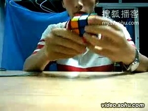 solving a rubik s cube in 2mins