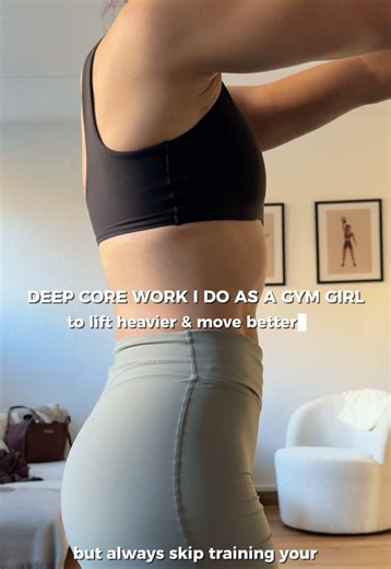 deep core work i do as a gym girl to lift heavier & move better✨ these are my weekly non-negotiables, not just for aesthetics, but for strength, control and better performance in the gym and everyday life. how to cue your deep core: close your rib cage imagine zipping up from your lower abdomen to your ribs breathing: inhale through the nose exhale through the open mouth, slow and controlled the exercises: 1. supine marches 2. bridging marches 3. knee taps & holds heavy lifts feel different when