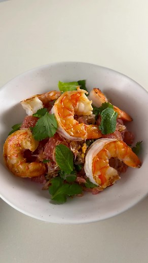 Delicious Thai Pomelo Salad Recipe with Shrimp
