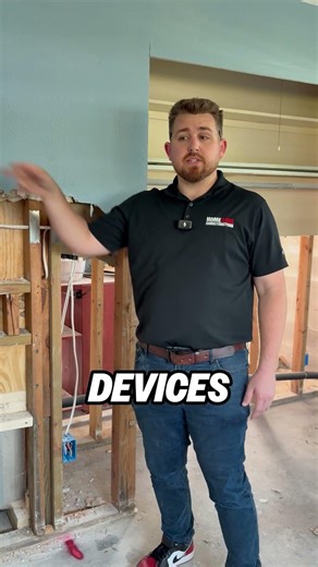 Why This Outlet Box Has 3 Wires