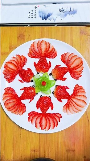 Strawberry Magic Creative Fish Shape Carving Art#Food Make this Flower Carving Cutting design Skills