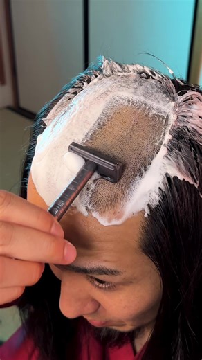 Shaving Time After a Week - ASMR