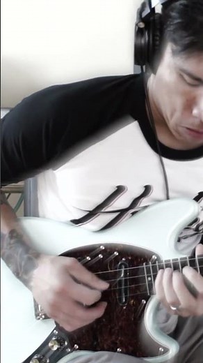 Warren Ellis Tenor 2P #eastwoodguitars #guitar #warrenellis