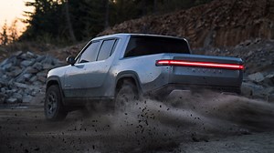 Look Out Tesla! Rivian Files Patent for a Removable Auxiliary Battery