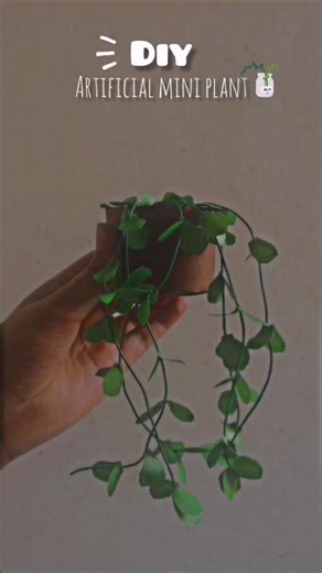 DIY Artificial plant 🌿#diycrafts #papercraft #artificialplants #shortvideo