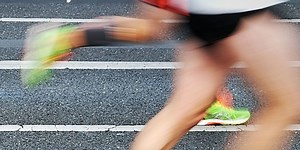 Woman carries her mum across marathon finish line