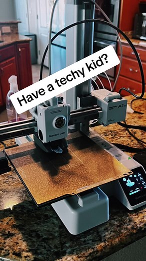 3d printing for beginners! 3d printer that is great for techy kids or anyone! #3dprinting #techtok #3dprintingforbeginners #3dprinter #bambulabs #tech #3dprintinglife #kidfriendly