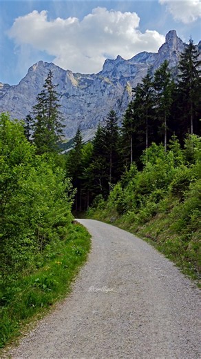 🏔🌿⛰️#travel#best solo travel destinations#adventure