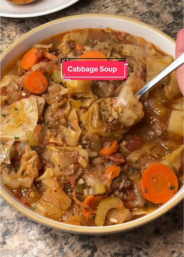 Healthy Cabbage Soup Recipe for a Fresh Start