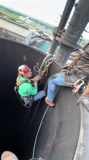 Rope Access Technician: What Rope Access Is & Why Workers Love It
