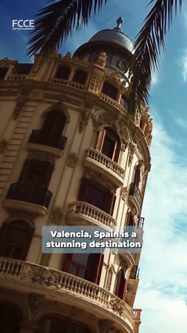 Discover the charm and luxury of Valencia, Spain