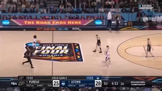 A lot of people see Dan Hurleys’ half court offense and are in awe of all of the actions and play design. And they should be. But...Before we all hit copy paste on every Twirl/DHO/Crackback we see UConn run, it's important to realize the IMMENSE precision and development that goes into every cut, pass and shot in Storrs, CT. Simple actions are by preceded by a few specialized foundational skills that are repeatable at the younger levels. SPACE ADVANTAGE COVERAGEComplex actions are preceded by a