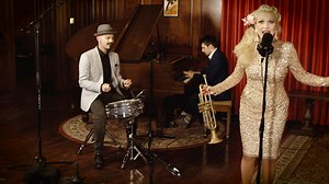 Dancing Queen does the Charleston! We transformed Abba's biggest hit "Dancing Queen," into a 1920s hot jazz style cover featuring Swedish jazz virtuoso Gunhild Carling🎶 Experience the vintage world of PMJ on tour - tix at www.pmjtour.com 🎤 | Postmodern Jukebox