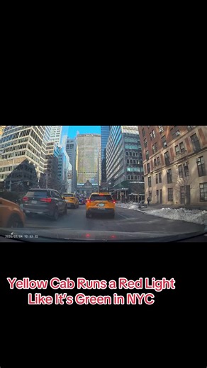 Yellow Cab Runs a Red Light Like It’s Green in NYC