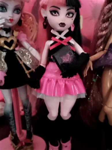 #draculaura #valentinesday #love #monsterhigh #birthday