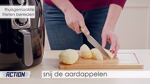 4.8K views · 59 reactions | Wie o wie kookt er vanavond? Met de Airfryer maak je in een handomdraai de heerlijkste frietjes, grill je vlees en vis of bak je muffins en appeltaart. Vanaf morgen vind je 'm in de Weekactie voor € 38,72. | Action | Facebook