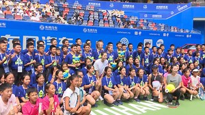8.5K views · 61 shares | How will Grand Slam champion teach tennis course? Li Na, the first Chinese enshrined in the International Tennis Hall of Fame, gave an open class to teenagers on how to play tennis in central China's Wuhan, Hubei Province. #WuhanOpen #LiNa | China Xinhua Sports | Facebook