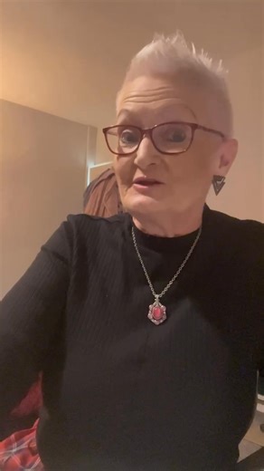 Poppy Field part 4 | Reading with Sue