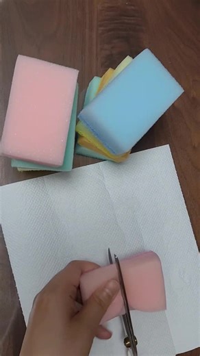切るだけの動画: ゴム手 オナホとスポンジについて