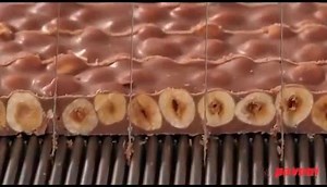 1.6K views · 49 reactions | Nemmeno le nocciole e il riso soffiato fermano la Lira Pavoni! | Pavoni Italia | Facebook