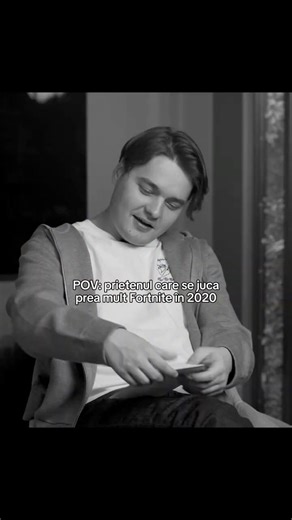 Selly NU a avut copilărie?