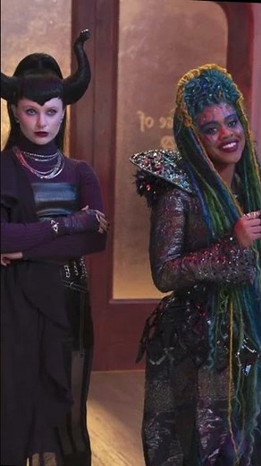 DESCENDANTS 5 – THE MAD HATTER’S BLOODLINE RETURNS 😱🎩