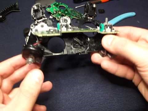 Opening a Xbox One Wireless controller, 3.5mm, 1697