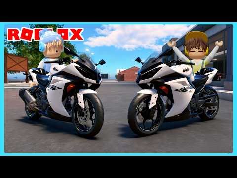Bang Boy and Cio Race Kawasaki Ninja 300cc Motorcycles in the Roblox Moto Rush Game