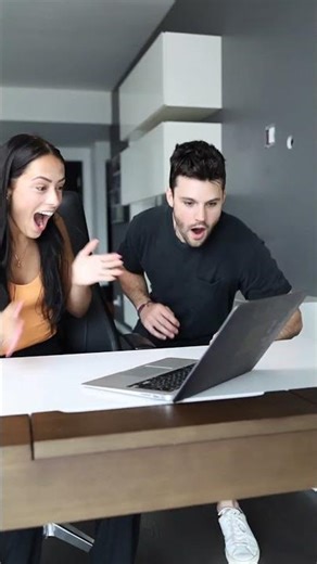 AI, stop teasing the humans, they are already crazy... #comedy #comedyshorts #funny #funnyshorts