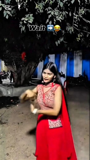 “Galti se stage mil gaya 😜” #love #whowillbemylifepartnerta #funnysong #shortvideos