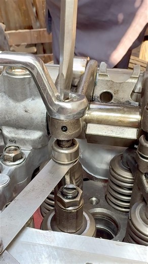 Valve tapped adjusment setting tutorial #dieselengine #head #workshop #shortsfeed #mechanic #foryou