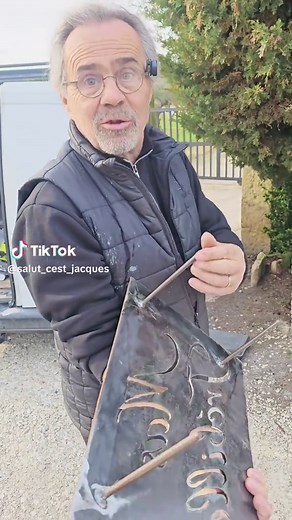 Poser facilement une plaque en bricolage