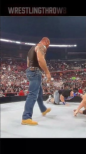 Raw May 25, 2009: Batista Saves Cena🔥 #wwe #batista #johncena #bigshow #wrestling