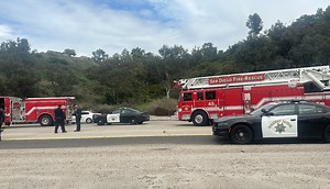 Fatal crash closes lanes of northbound I-15