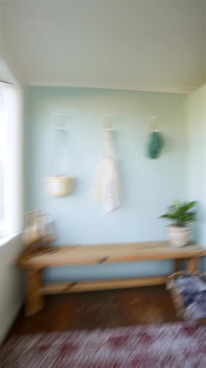 A white picket fence, polished timber floors and an unbeatable Wandal location... 𝓣𝓱𝓲𝓼 𝓲𝓼 𝓽𝓱𝓮 𝓸𝓷𝓮 𝔂𝓸𝓾’𝓿𝓮 𝓫𝓮𝓮𝓷 𝔀𝓪𝓲𝓽𝓲𝓷𝓰 𝓯𝓸𝓻! Welcome to 6 𝓗𝓮𝓪𝓭𝓻𝓲𝓬𝓴 𝓢𝓽𝓻𝓮𝓮𝓽, 𝓦𝓪𝓷𝓭𝓪𝓵 🏡 - where timeless charm meets modern comfort! This home is filled with character at every turn & is just a short stroll to the Base Hospital and local schools. 𝐎𝐩𝐞𝐧 𝐇𝐨𝐦𝐞 - Wednesday - 5:00pm - 5:30pm Saturday - 10:00am - 10:30am 𝐂𝐨𝐧𝐭𝐚𝐜𝐭 - Toby & Kayla Molloy - 0477 455 42