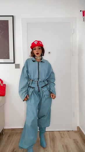 Full outfit @glamcollection by shiko on IG. #shikomumbi #foryoupage #fyp #foryou #fyppppppppppppppppppppppp #fy #viraltiktok #fypviralシ #viralvideo #viral #oldskul